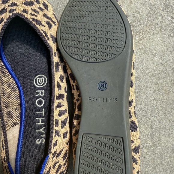 Leopard Patterned Flats - Rothy’s! - Picture 2 of 3